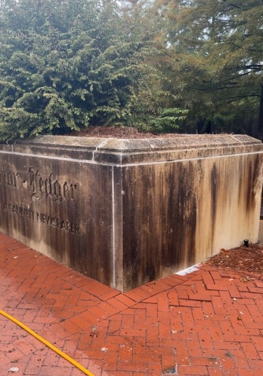 Clarion Ledger Monument Sign before